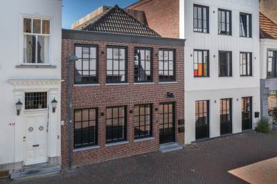Woning Raadhuisstraat 24 Roosendaal