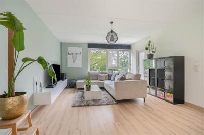 Woning Rhenenhof 37 Amsterdam