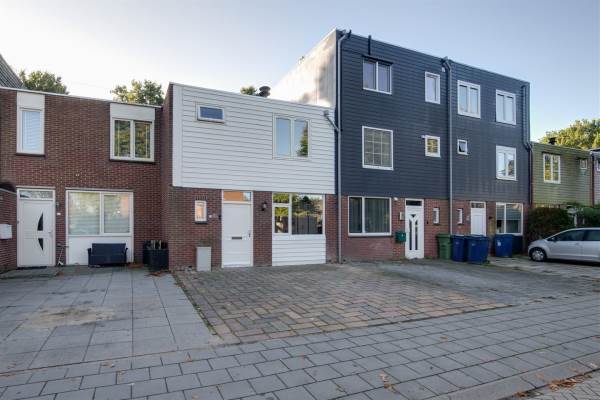 Woning Deurnestraat 18 Almere