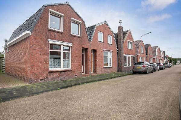 Woning Marcus Buschstraat 30 Delfzijl