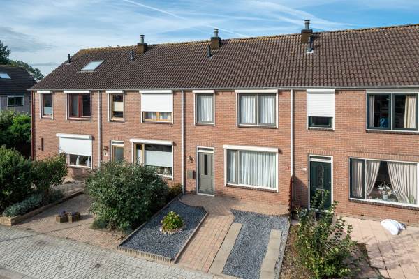 Woning Philips van Dorpstraat 5 Oud-Vossemeer