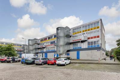 Woning Renooiplein 16 Amsterdam