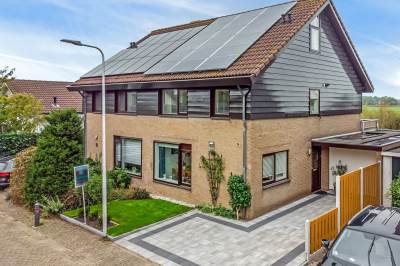 Woning Meidoornrode 15 Voorhout