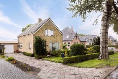 Woning Kalverdijk 9 Tuitjenhorn