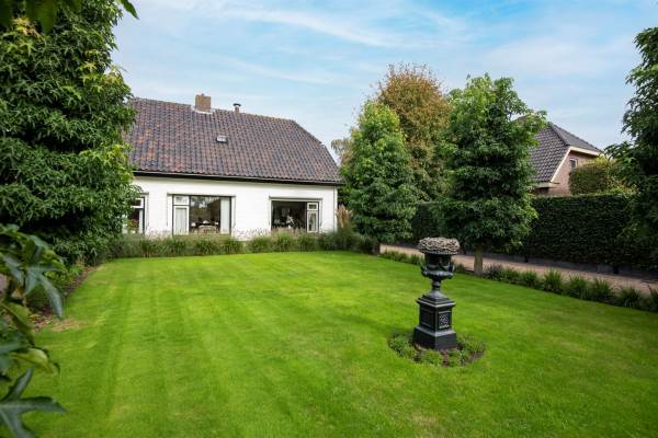 Woning Laakweg 108 Nijkerkerveen