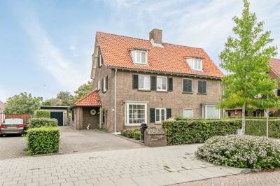 Woning Parklaan 117 Roosendaal