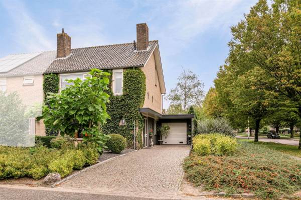 Woning Paulusdonk 4 Roosendaal