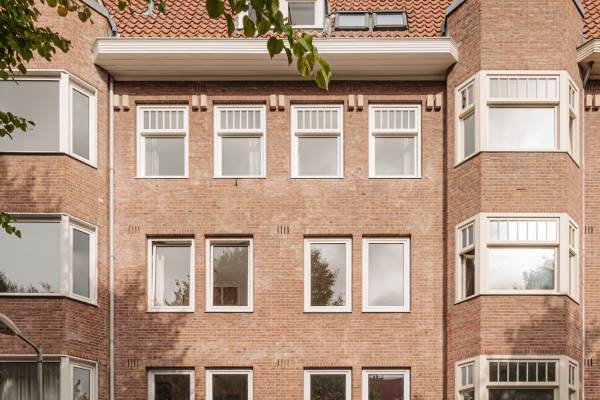 Woning Van Tuyll van Serooskerkenweg 683 Amsterdam