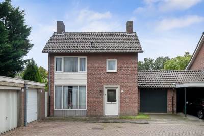 Woning Burgemeester van der Weidenlaan 22 Beek en Donk