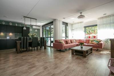 Woning Parallelweg 111 Weert