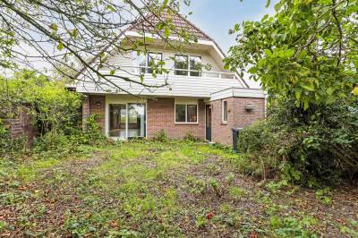 Woning Loohof 15 Leens