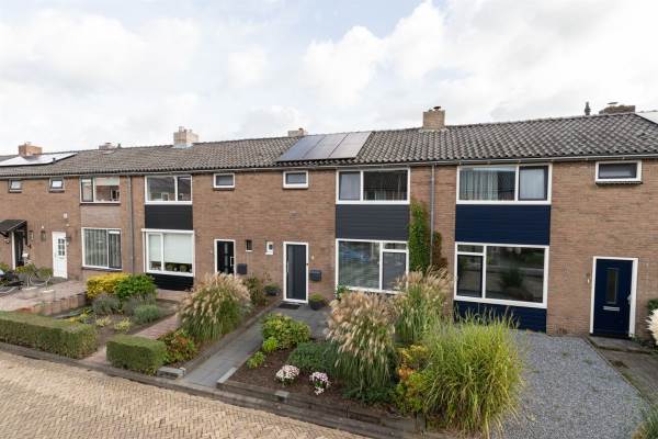 Woning Ernst Casimirstraat 8 Assen