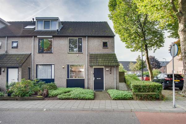 Woning Deken van Roestellaan 23 Rosmalen