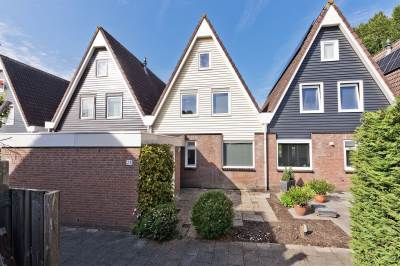 Woning van Leeuwenhoekstraat 24 Kudelstaart