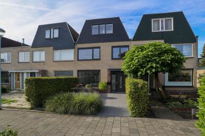Woning Van den Berghlaan 557 Hoofddorp