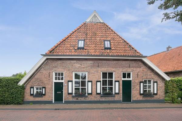 Woning Dorpsstraat 27 Enter