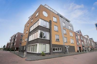 Woning Zuiderhaven 144 Harlingen