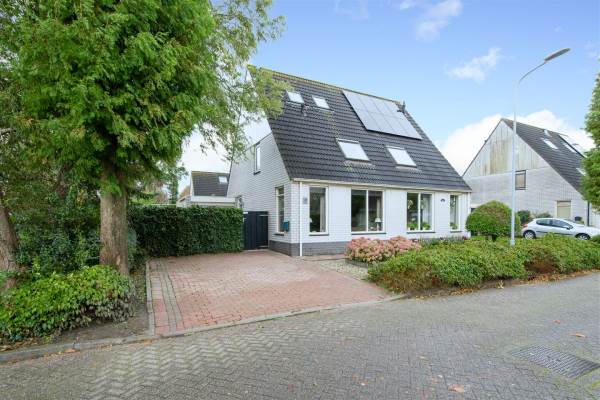 Woning Lieveweid 1 Midwoud