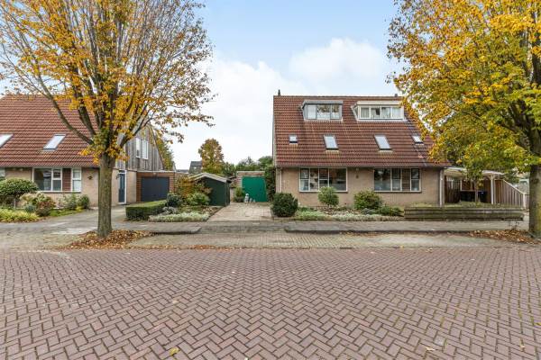 Woning De Galop 4 Dronten