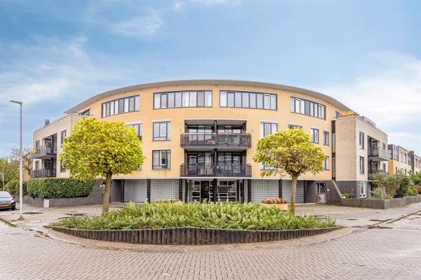 Woning Madridsingel 70 Alphen aan den Rijn