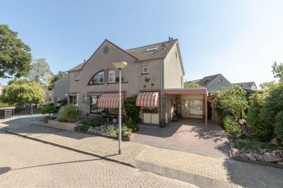 Woning Menkemaborgstraat 2 Hellevoetsluis