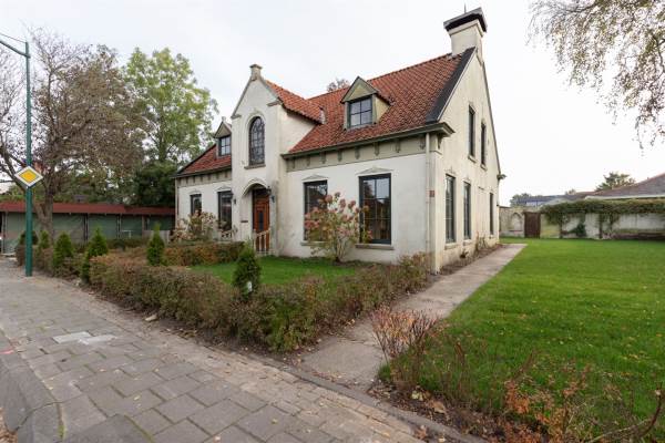 Woning Bloemersmastraat 25 - 25A Niekerk (Gem. Westerkwartier)