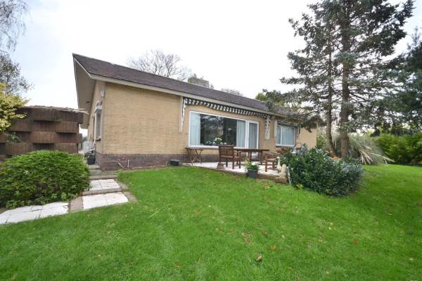 Woning Roeleveenseweg 10 Den Haag