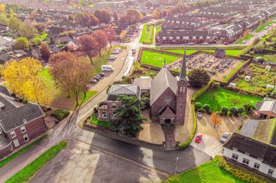 Woning Kerkplein 1 en 2 Heteren