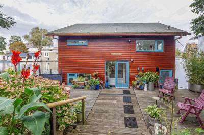 Woning Zeeburgerdijk 557 Amsterdam