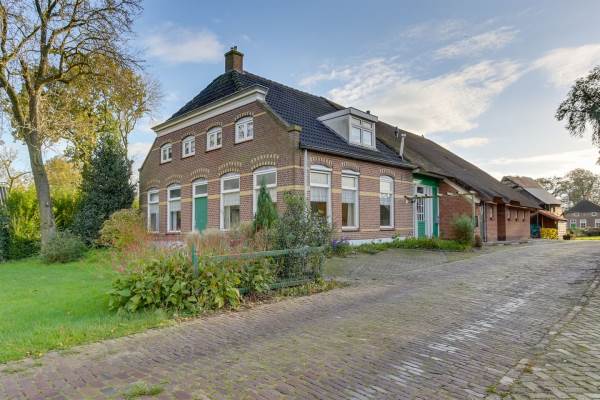 Woning Oude Rijksweg 689 Rouveen
