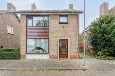 Woning Amalia van Solmsstraat 13 Drimmelen