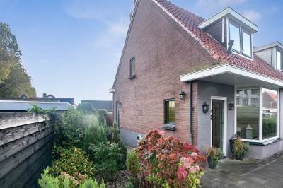Woning Prins Bernhardstraat 1 Hendrik-Ido-Ambacht