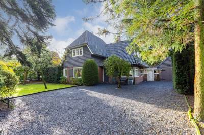 Woning Vredelaan 12 Laren (NH)