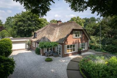 Woning Burgemeester van Walsemlaan 4 Epe