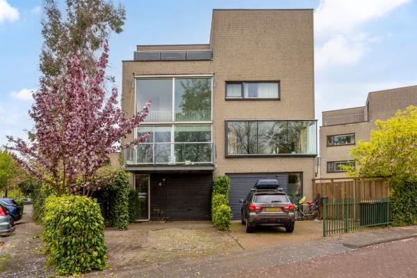 Woning Jadelaan 9 Rhoon