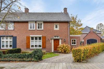 Woning Deken Van Baarsstraat 28 Budel