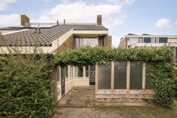 Woning Amaryllislaan 27 Hoogkarspel