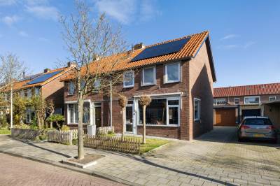Woning Diderik van Zierikzeelaan 11 Dirksland