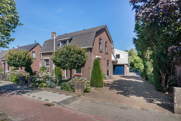 Woning Burg de Zeeuwstraat 106 Numansdorp