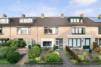 Woning Bloys van Treslongstraat 26 Oud-Beijerland