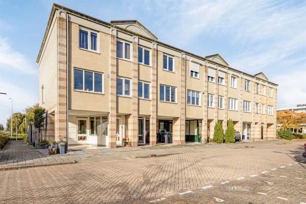 Woning Muziekplein 68 Barendrecht