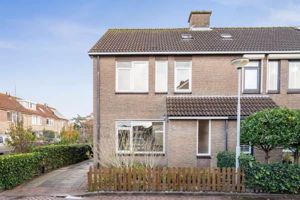 Woning Anna Reynvaanstraat 78 Heemskerk