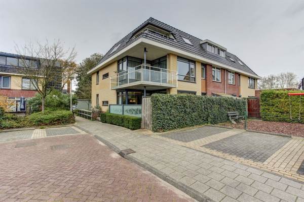 Woning Hoge Rijndijk 81 Nieuwerbrug aan den Rijn