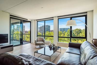 Woning Eva Besnyöstraat 561 Amsterdam