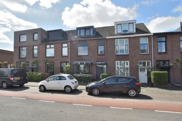 Woning Generaal Maczekstraat 66 Breda