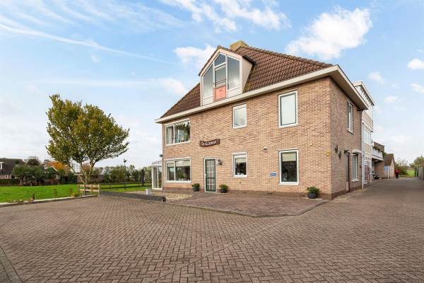 Woning Zuiderzeestraatweg 64A Oldebroek