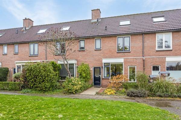 Woning Leeuwerikweide 10 Houten