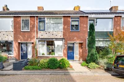 Woning Burgemeester de Roostraat 16 Dordrecht