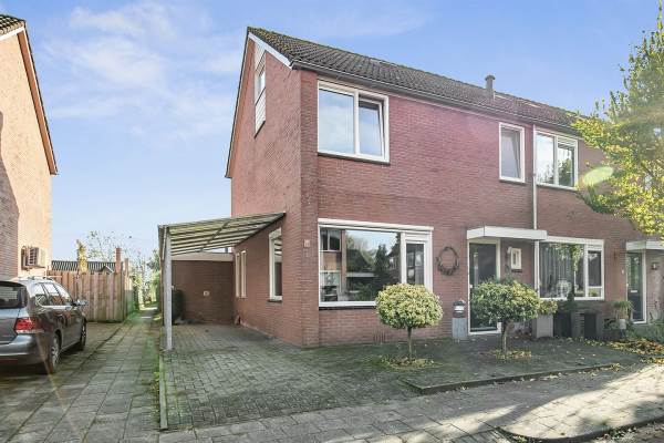 Woning Nijlandsingel 22 Aduard