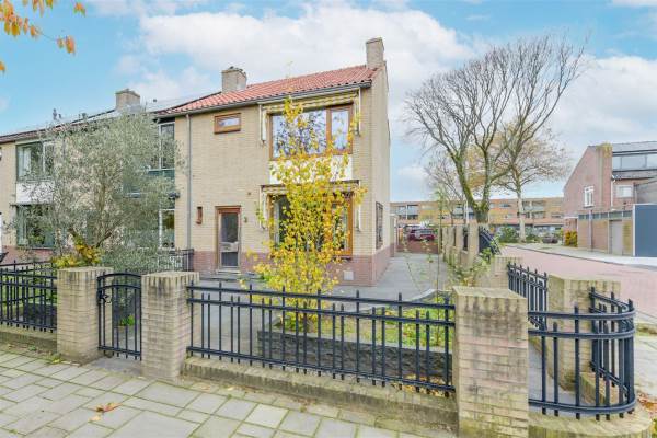 Woning Prinses Wilhelminastraat 2 Maasdijk